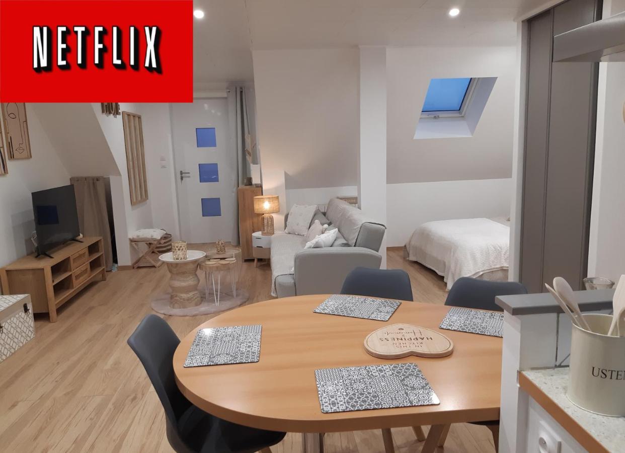 Studio Cosy Spacieux Lumineux Avec Terrasse Vezelois 外观 照片